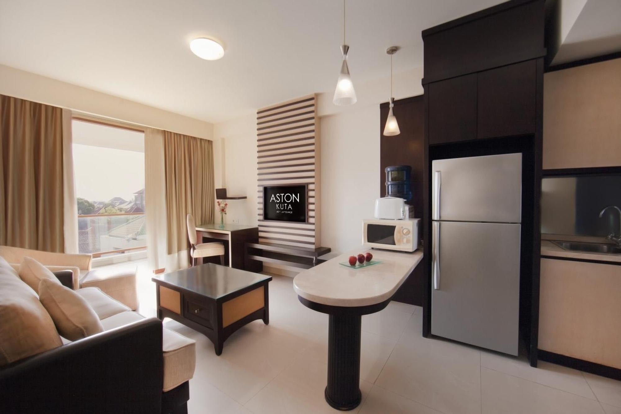Aston Kuta And Hotel 4*